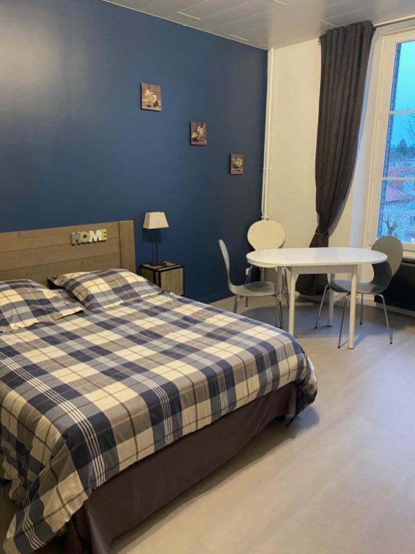Charmant Studio Meuble 349 Vittel Ngoại thất bức ảnh